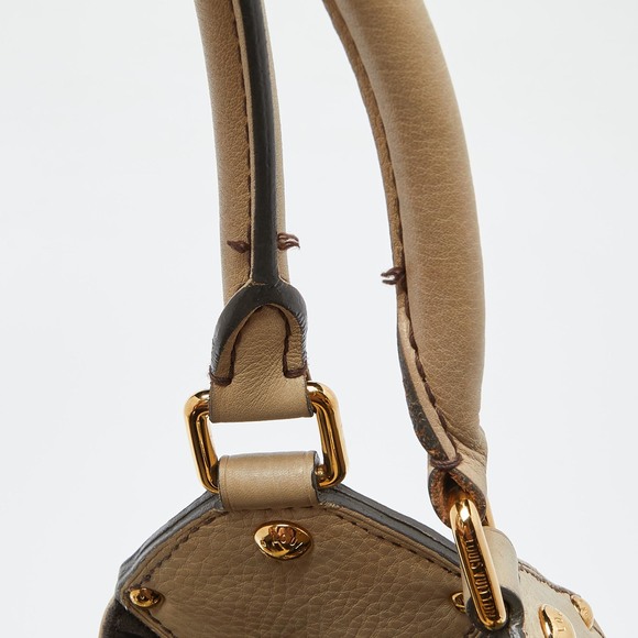 LOUIS VUITTON Beige Monogram Mahina Leather Surya XL Bag - Picture 6 of 8